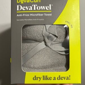 DevaCurl Gray Microfiber Hair Towel Anti-Frizz